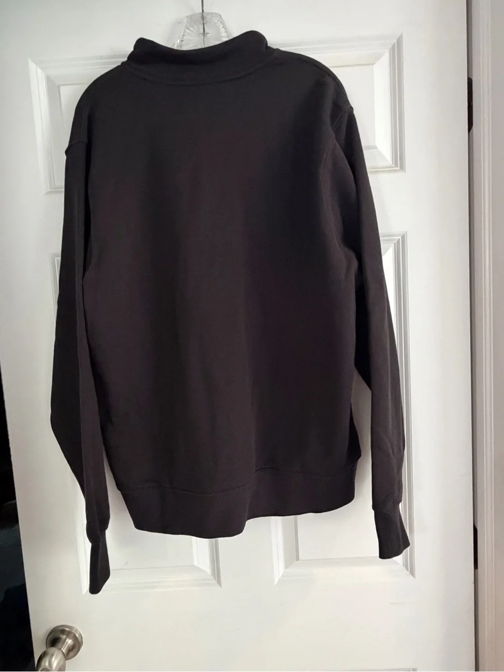 Nike Men’s Black Half-Zip Pullover Sweatshirt